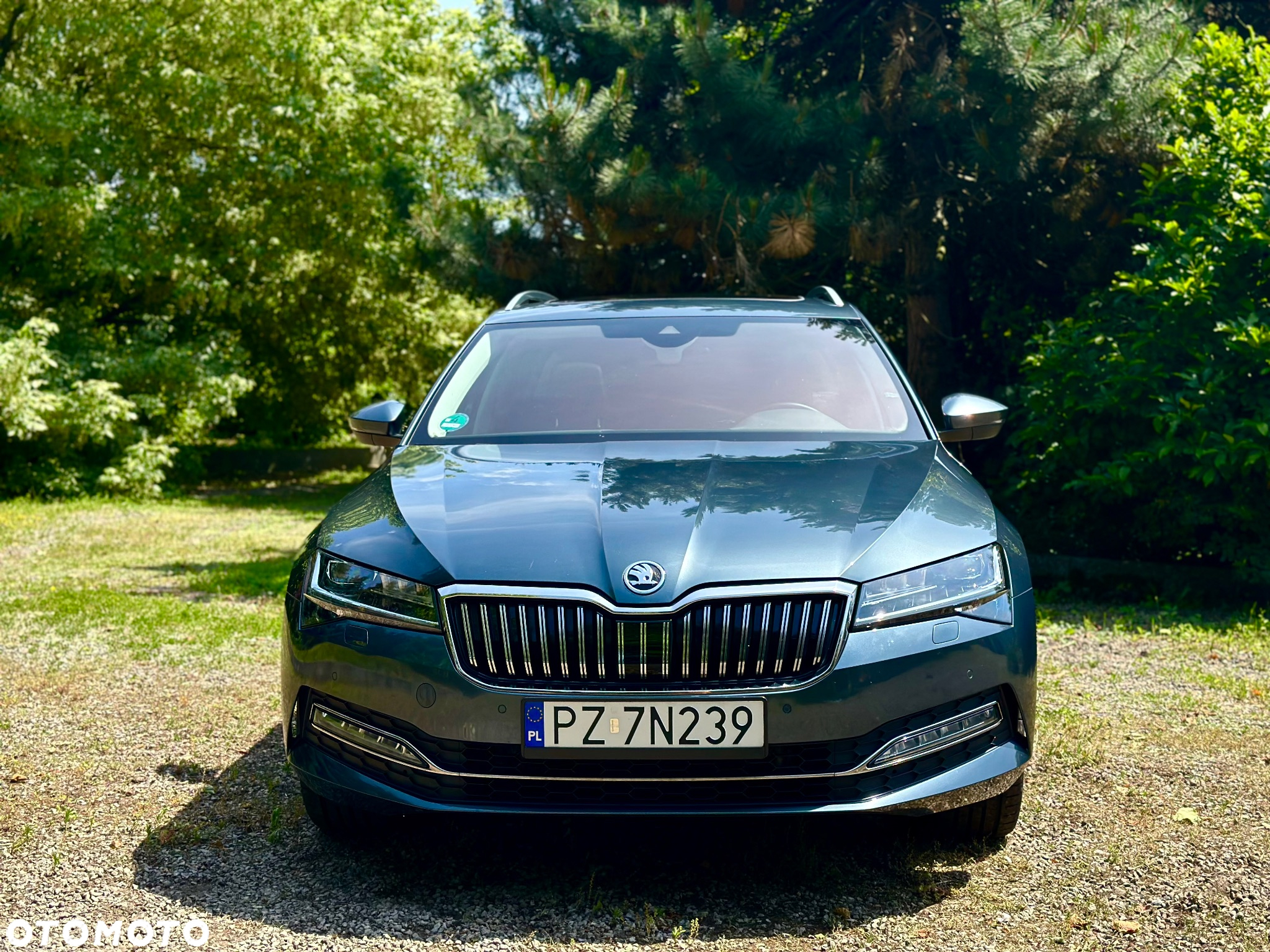 Skoda Superb 2.0 TDI DSG Premium Edition - 2