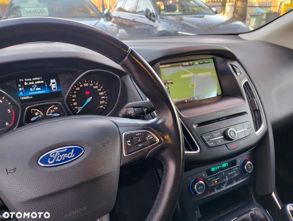 Ford Focus 1.5 TDCi Titanium - 13