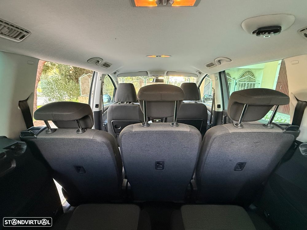 VW Sharan 2.0 TDi Confortline - 19