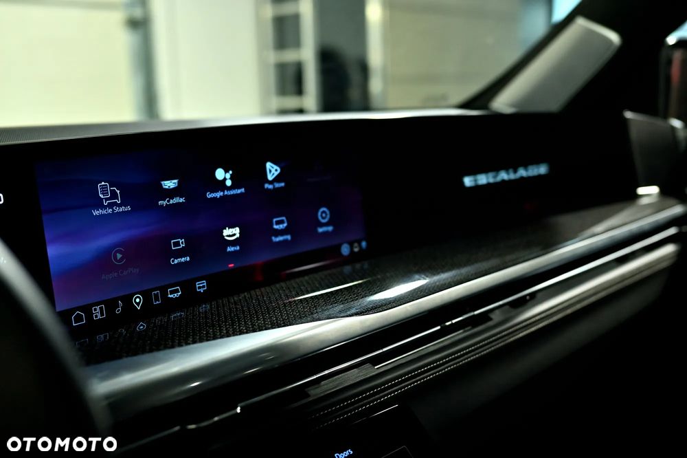 Cadillac Escalade - 27