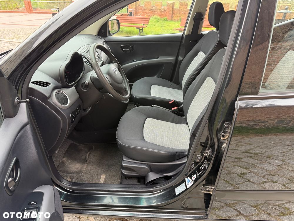 Hyundai i10 1.1 Style - 11