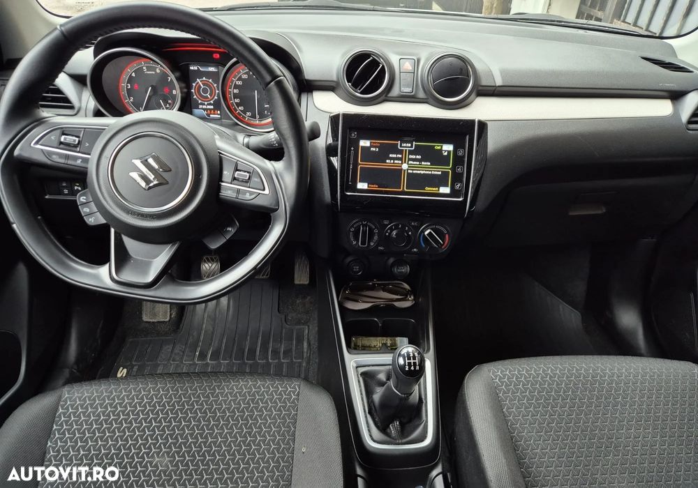 Suzuki Swift M-Hybrid 1.2 Passion - 11