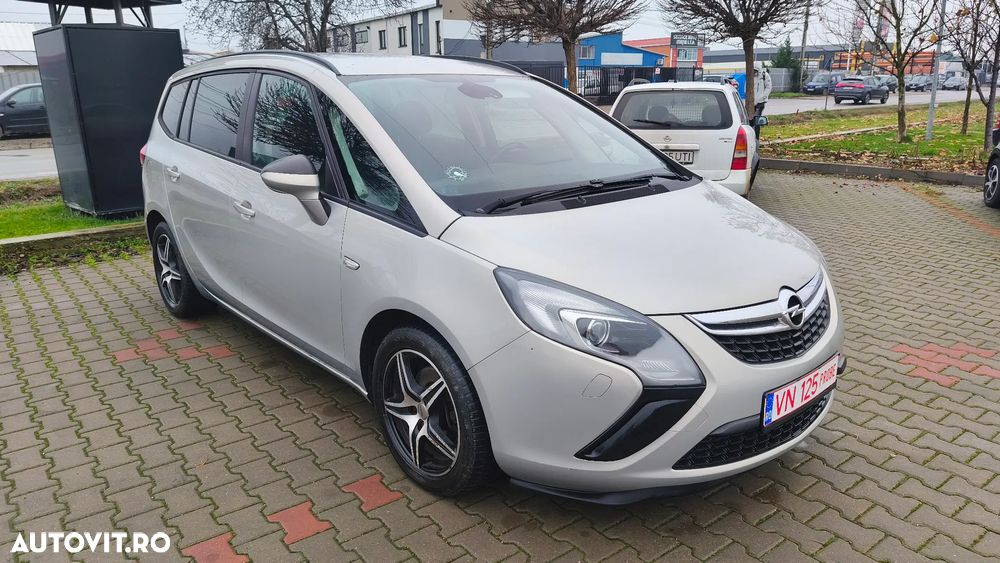 Opel Zafira - 2