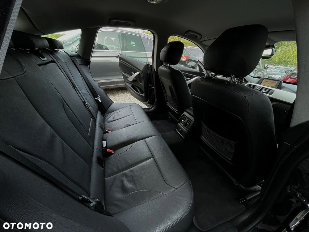 BMW 3GT 320i M Sport - 18