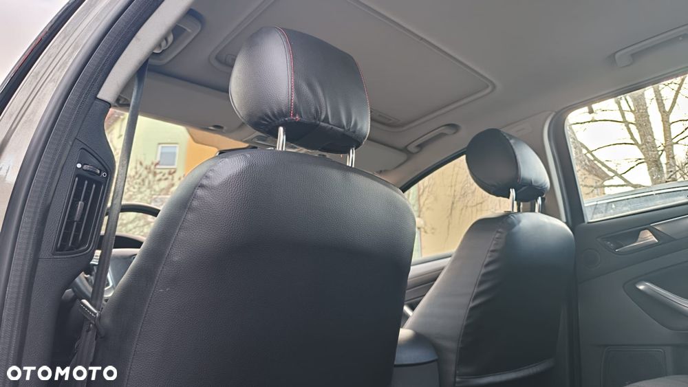 Ford Mondeo 2.0 TDCi Titanium S - 18