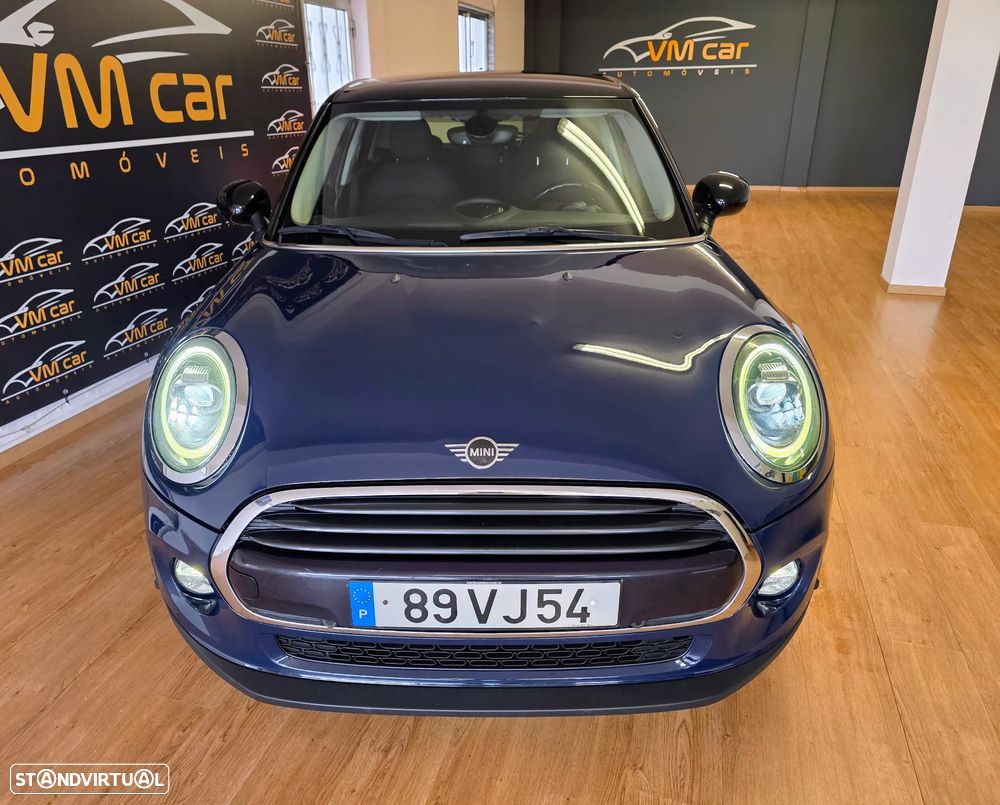 MINI 5 Portas Cooper D Auto - 2