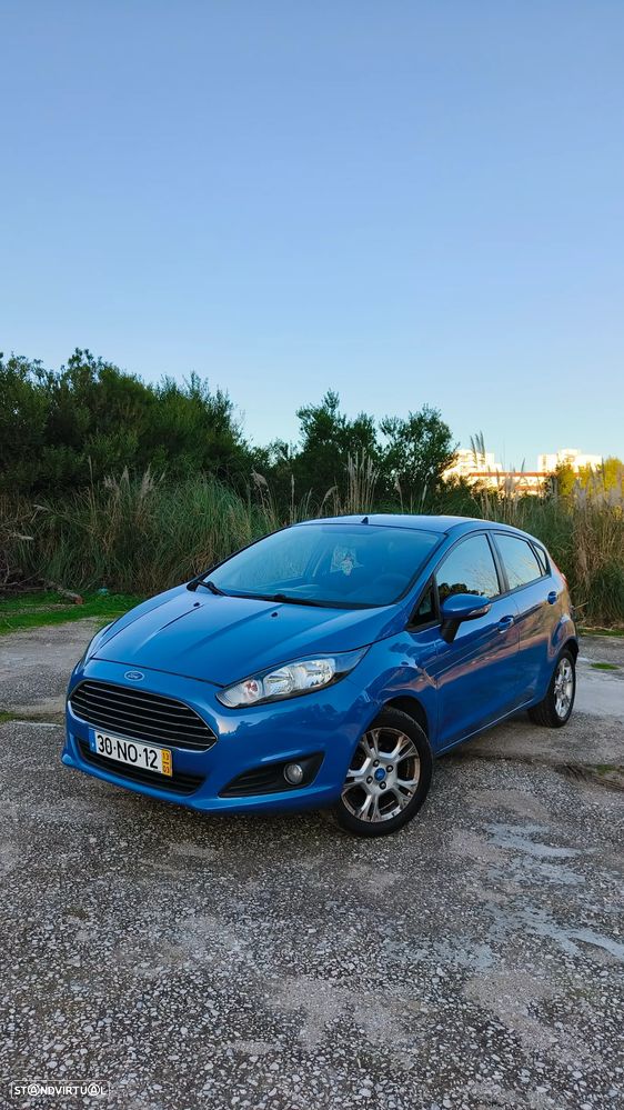 Ford Fiesta - 2