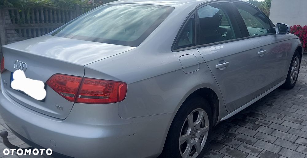 Audi A4 Avant 2011 photo 3