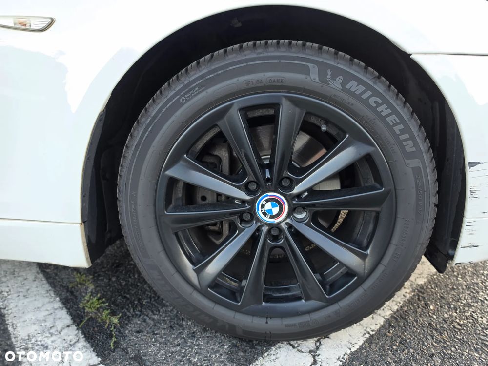 BMW Seria 5 520d - 12
