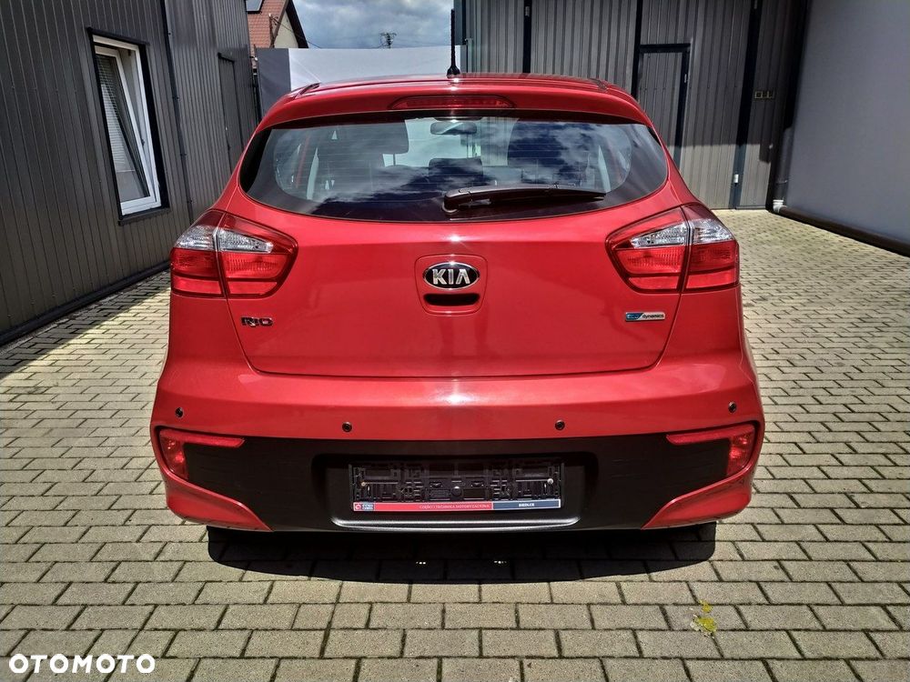Kia Rio 1.2 Attract - 6