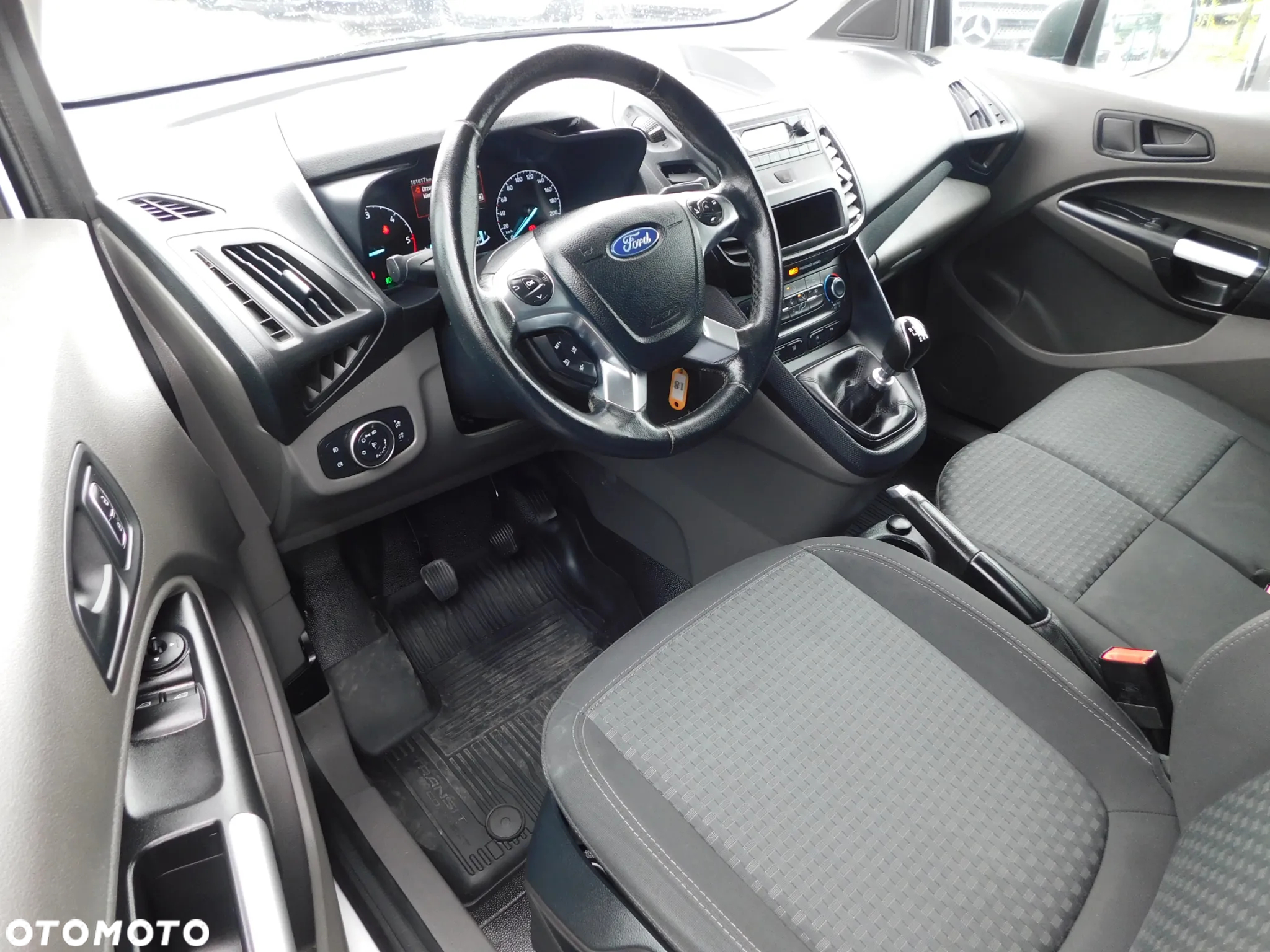 Ford Transit Connect - 6
