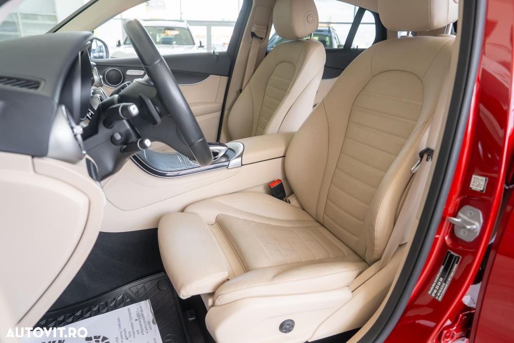 Mercedes-Benz GLC Coupe 250 4Matic 9G-TRONIC Exclusive - 22
