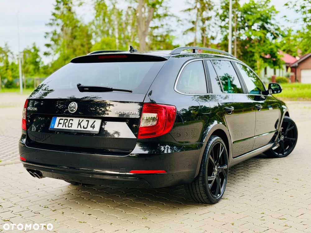Skoda Superb 2.0 TDI Green tec DSG Exclusive - 25