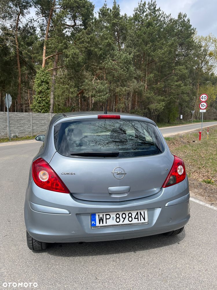 Opel Corsa 1.2 16V Easytronic Cosmo - 4