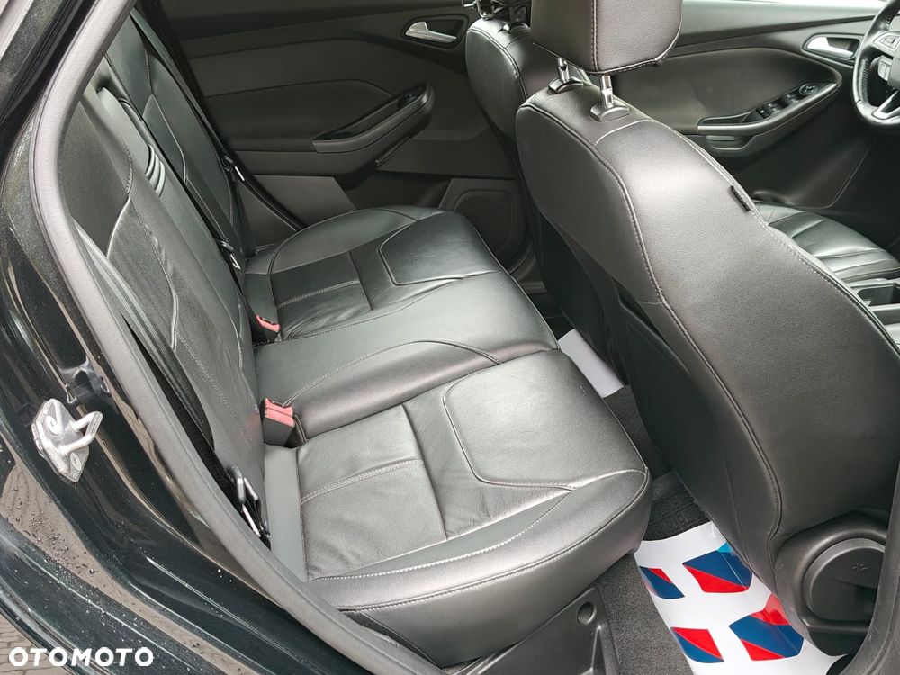 Ford Focus 2.0 16V Ghia - 8