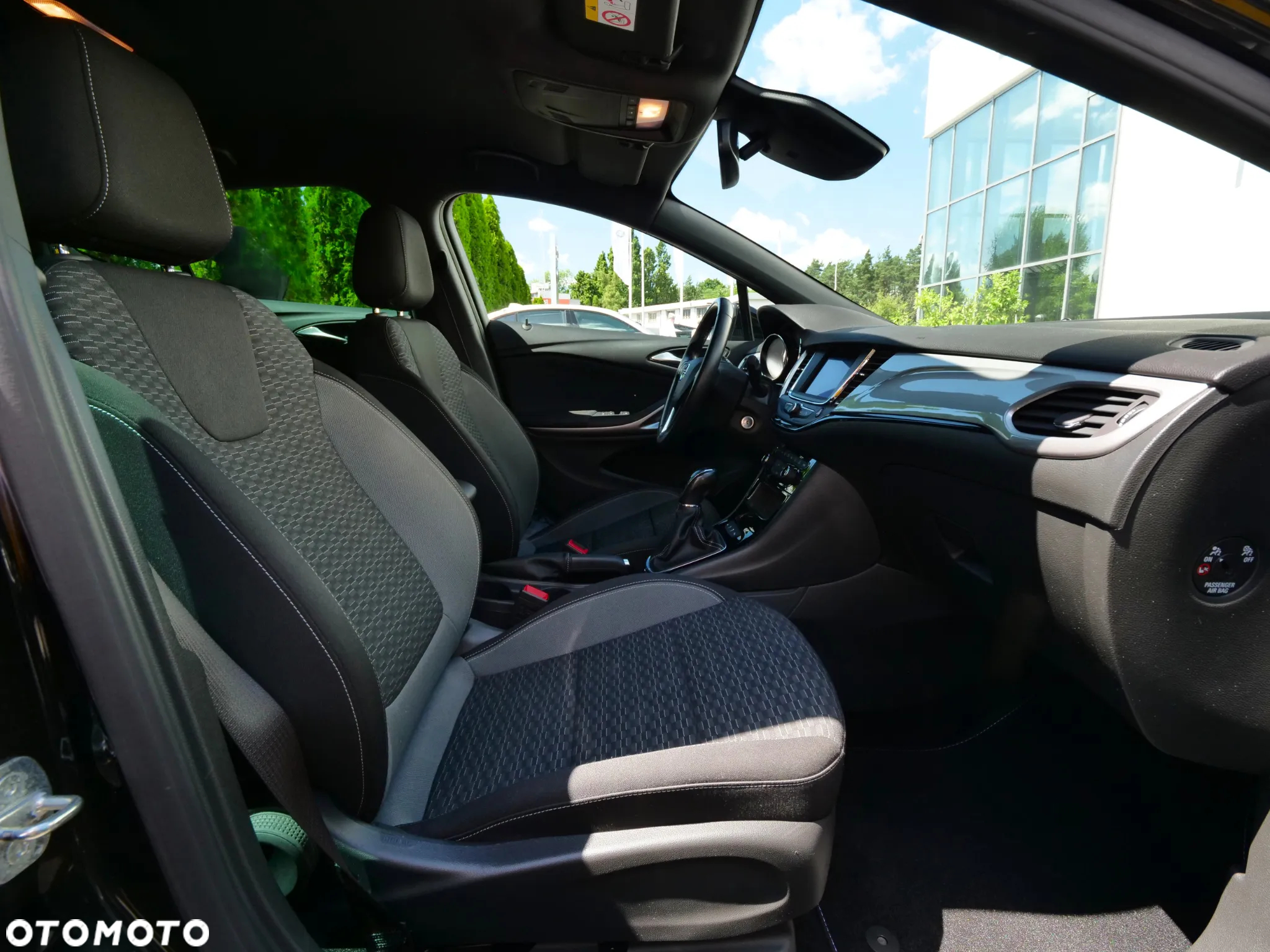 Opel Astra V 1.2 T GS Line S&S - 21