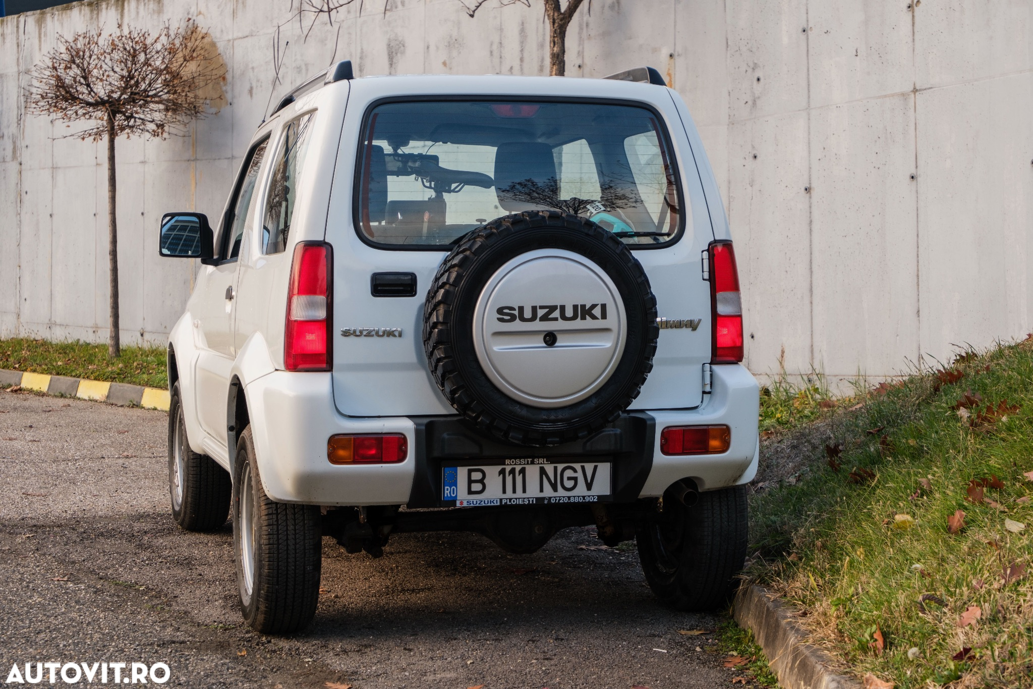 Suzuki Jimny - 2