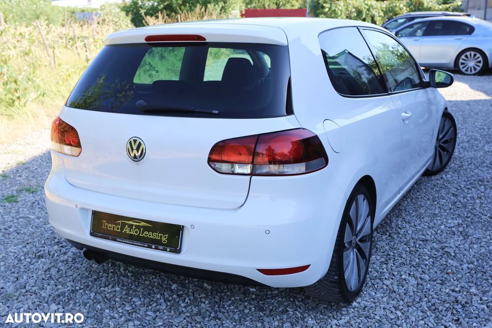 Volkswagen Golf 1.4 TSI Highline - 2