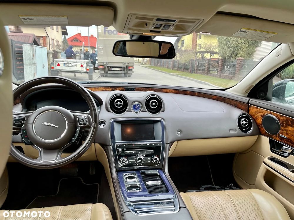 Jaguar XJ 3.0 V6 Kompressor Luxury - 7