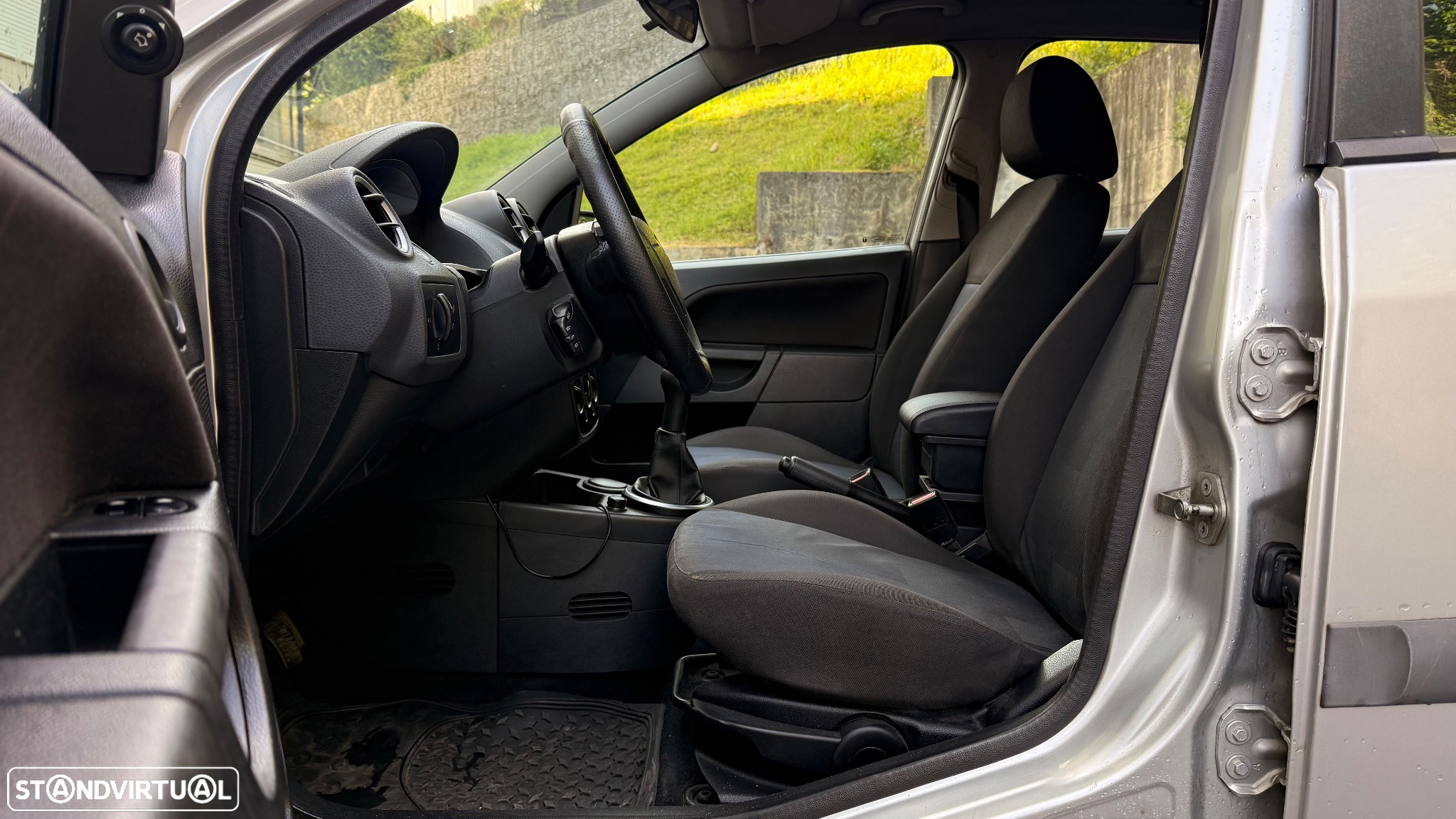 Ford Fiesta 1.25 Trend - 18