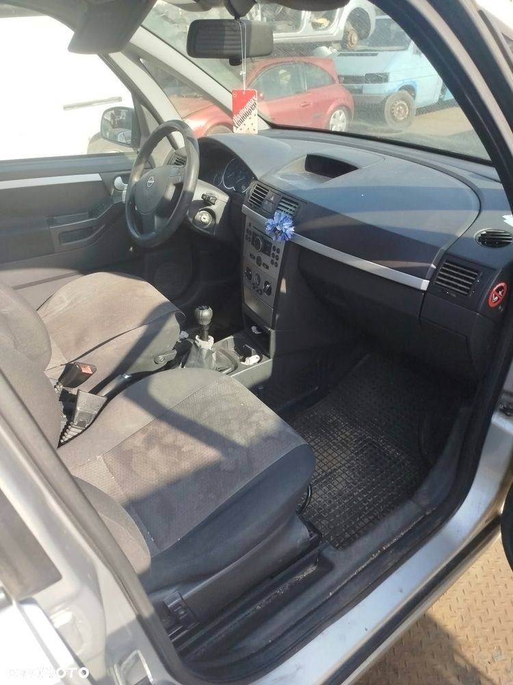 Opel Meriva A na  części. - 4