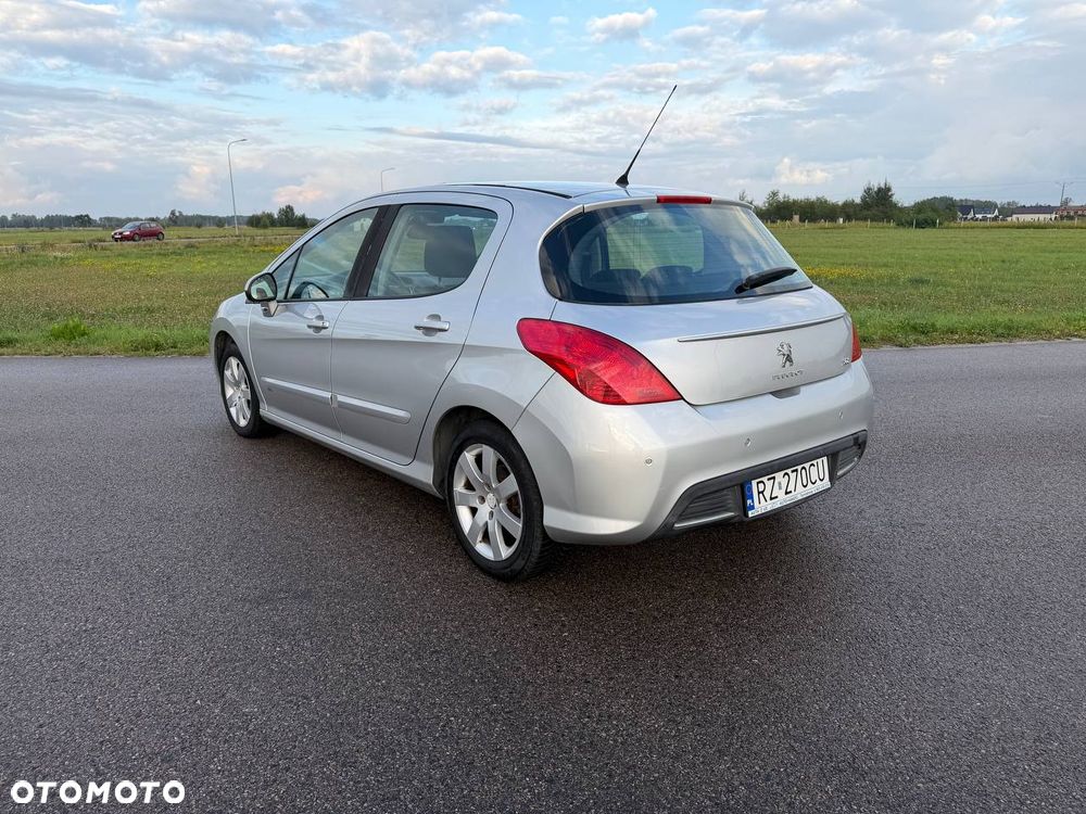 Peugeot 308 - 7