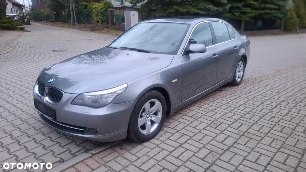 BMW Seria 5 525i - 1