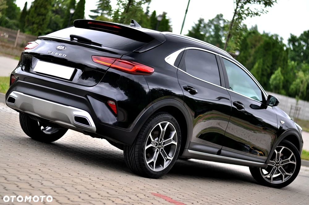 Kia XCeed 1.6 CRDi PLATINUM EDITION - 16