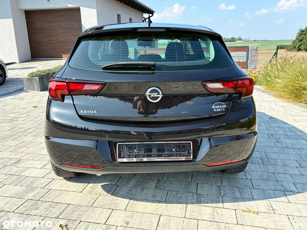 Opel Astra 1.6 D (CDTI) Start/Stop Dynamic - 8