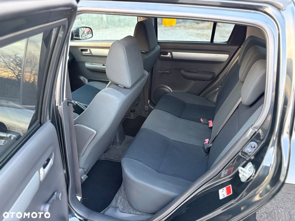 Suzuki Swift 1.3 Comfort - 24