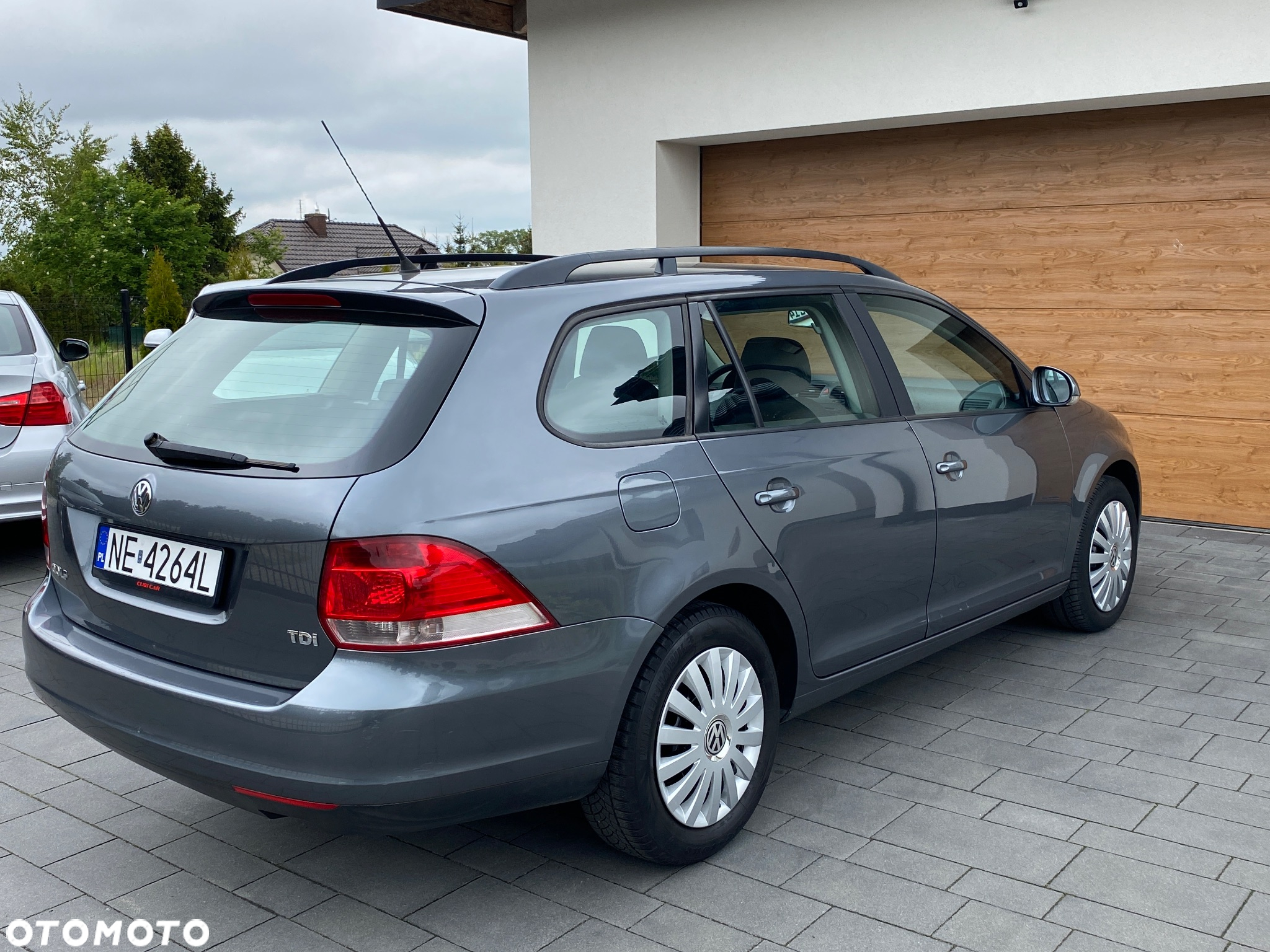 Volkswagen Golf 1.9 TDI DPF Edition - 24
