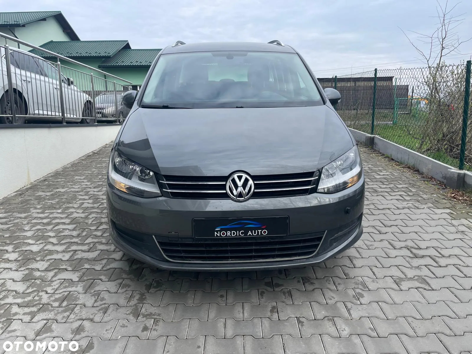 Volkswagen Sharan 2.0 TDI BlueMotion Technology Highline - 3