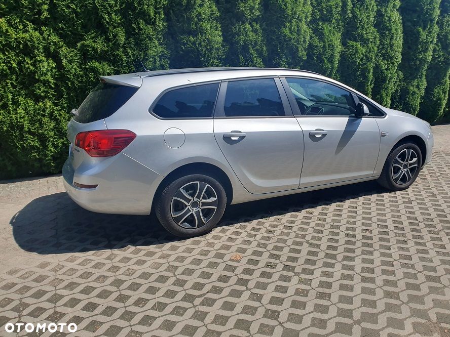 Opel Astra 1.4 Turbo - 23