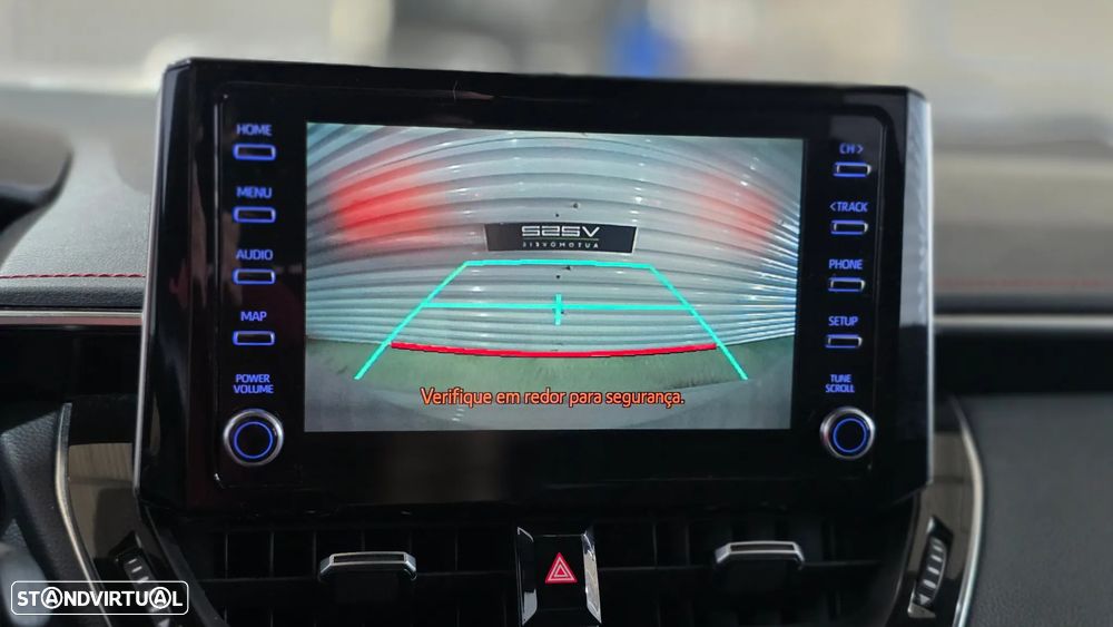 Toyota Corolla 2.0 Hybrid Exclusive - 18
