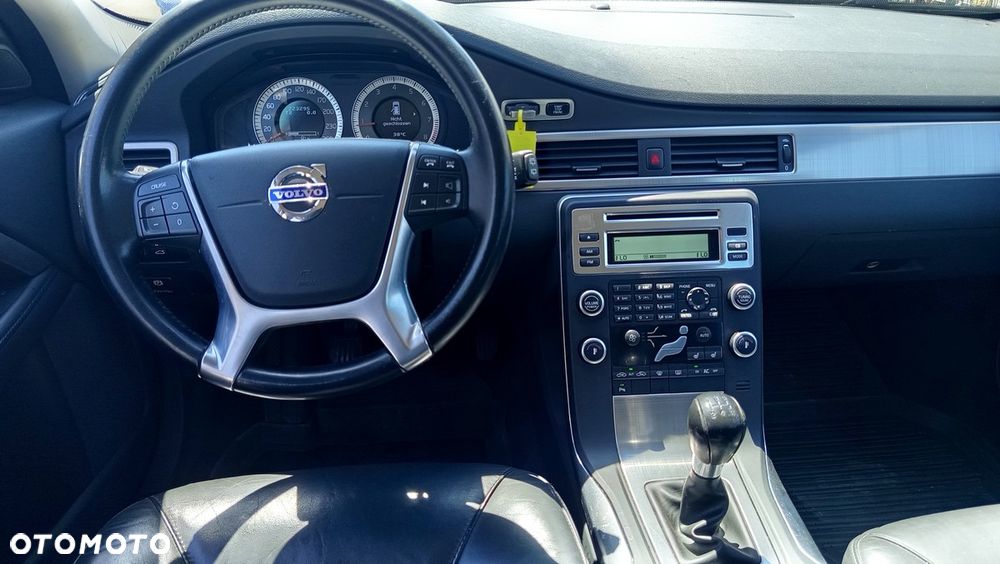 Volvo V70 2.0 - 14