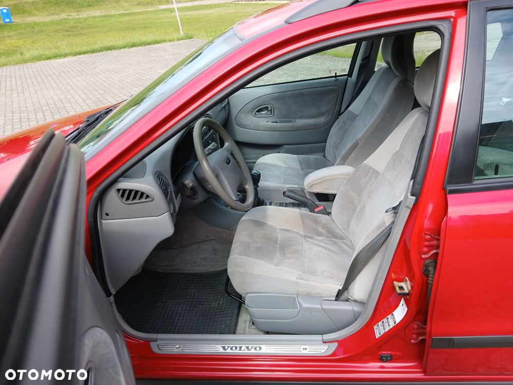 Volvo V40 - 17