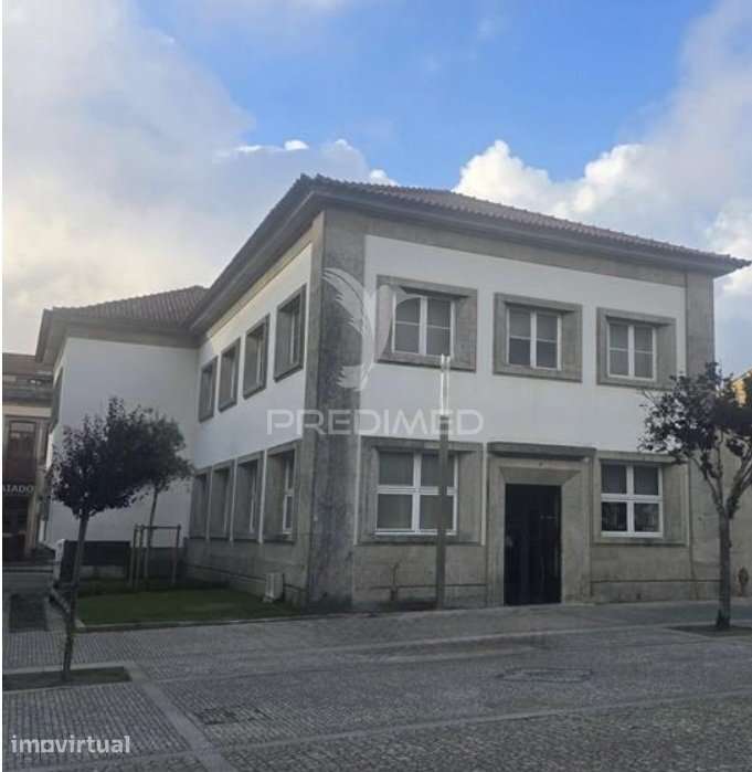Loja Comércio na Praça do Almada  - Póvoa de Varzim - Grande imagem: 2/10