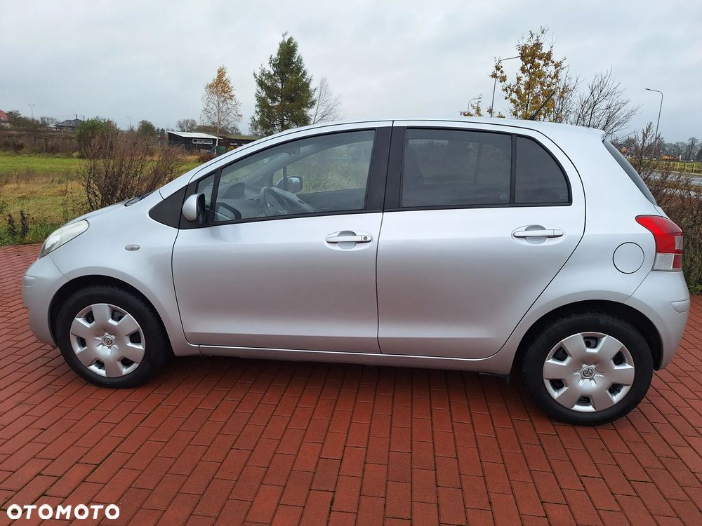 Toyota Yaris 1.33 VVT-i Comfort - 10