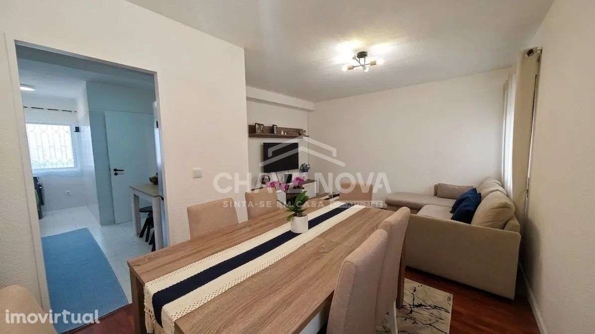 T3 Dúplex c/ Garagem Box em Nogueira da Regedoura(Sta. Maria da Feira) - Grande imagem: 3/23