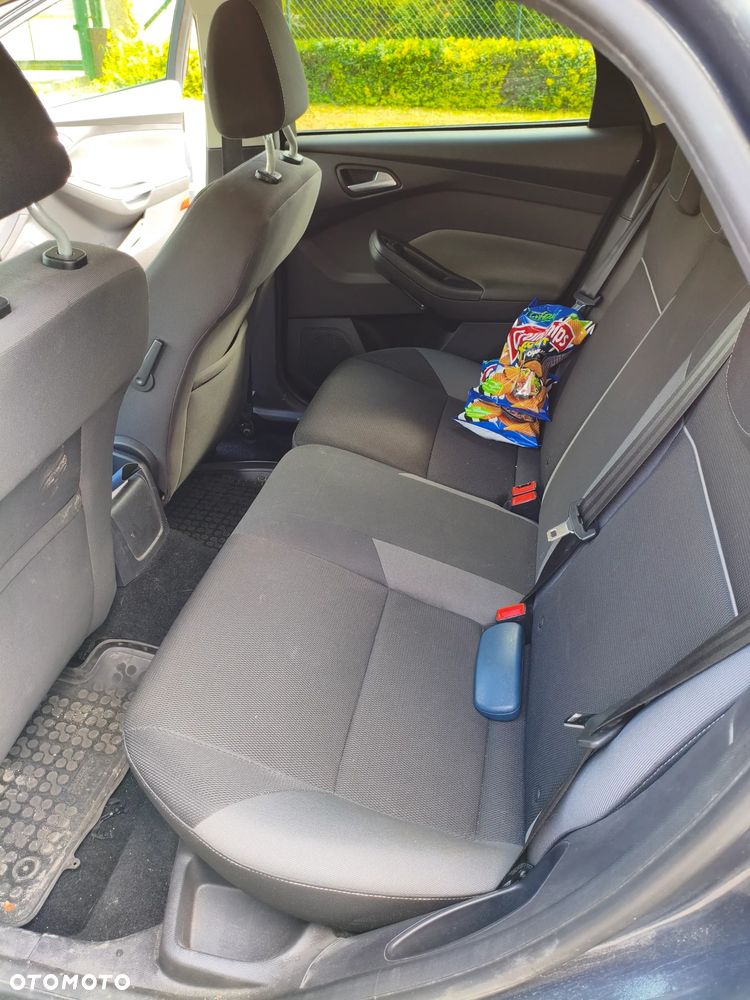 Ford Focus 1.6 Ambiente Start - 8