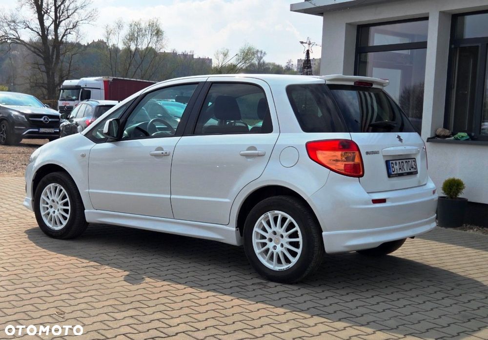 Suzuki SX4 - 28