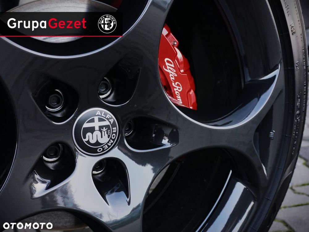 Alfa Romeo Stelvio - 13