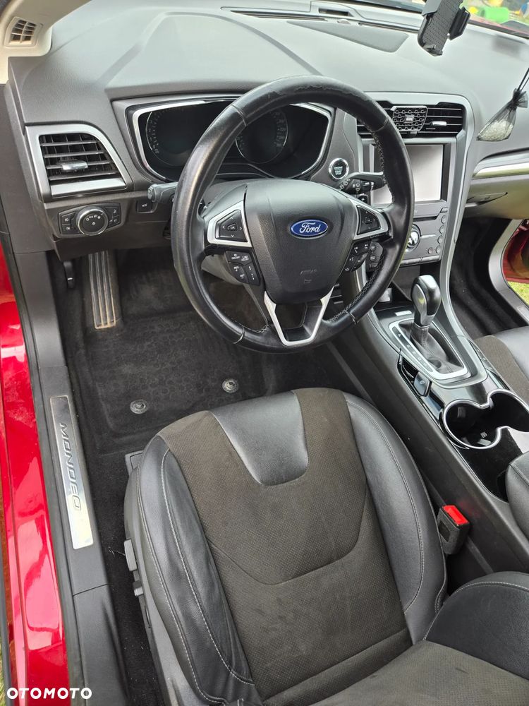Ford Mondeo 2.0 EcoBoost Titanium - 8