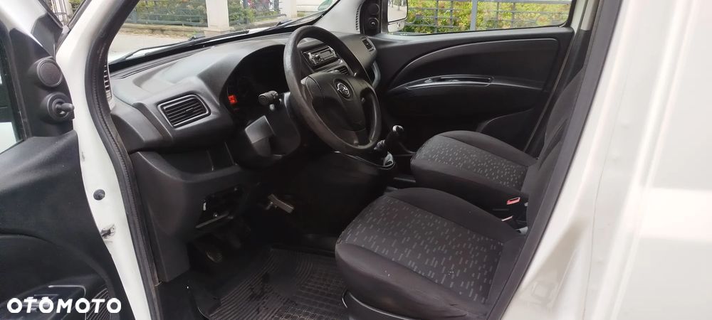 Opel Combo - 11