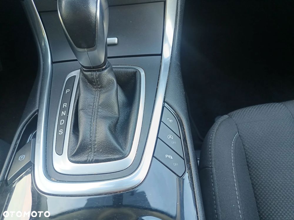 Ford S-Max 2.0 TDCi Titanium PowerShift - 25