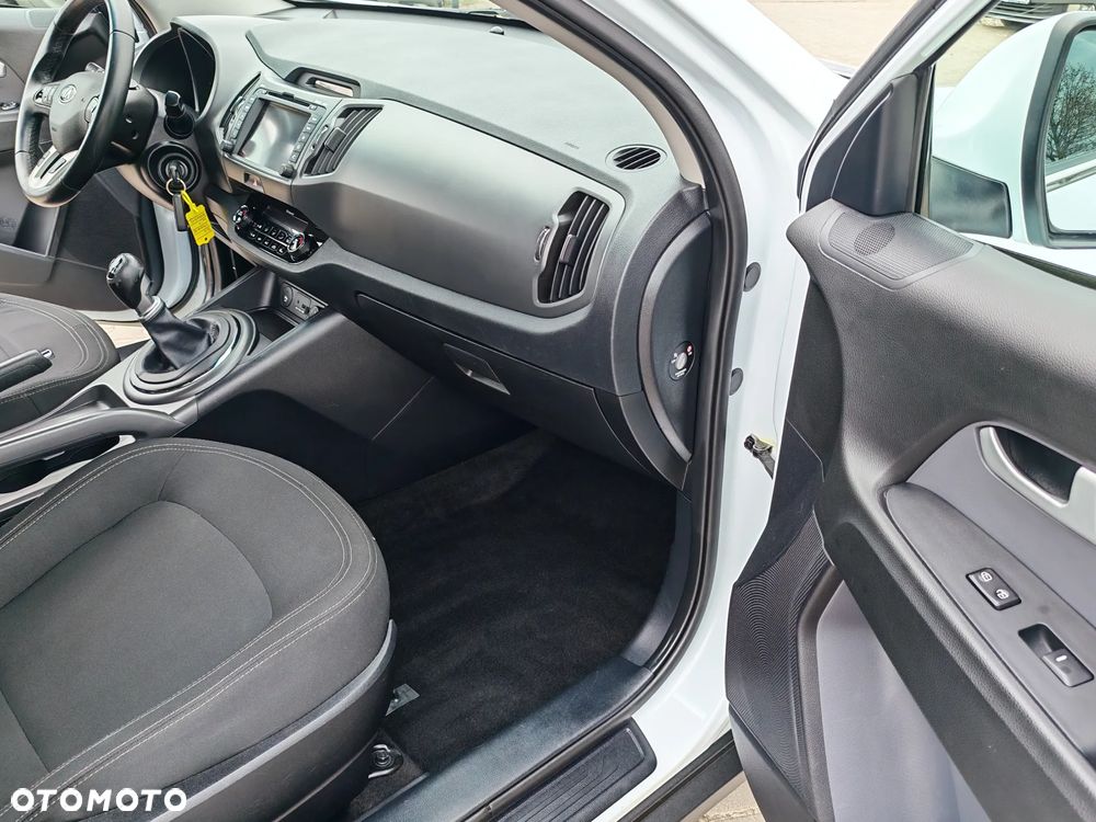 Kia Sportage 1.6 GDI L 2WD - 26