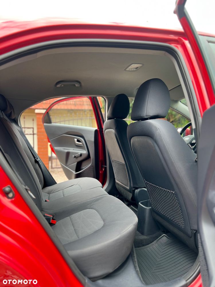 Kia Rio 1.4 Edition 7 - 18