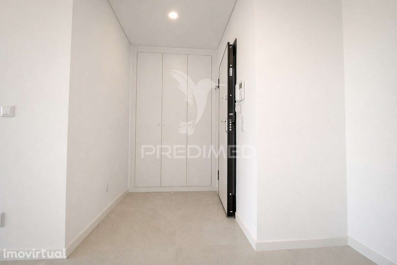 Apartamento T2 - Grande imagem: 2/19