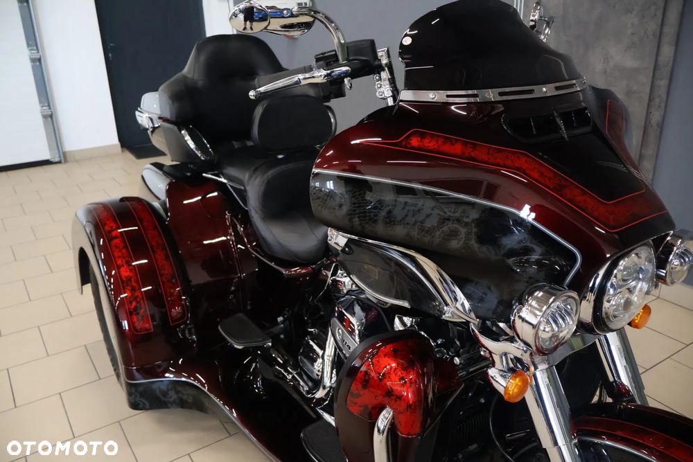 Harley-Davidson Touring Electra Glide - 22