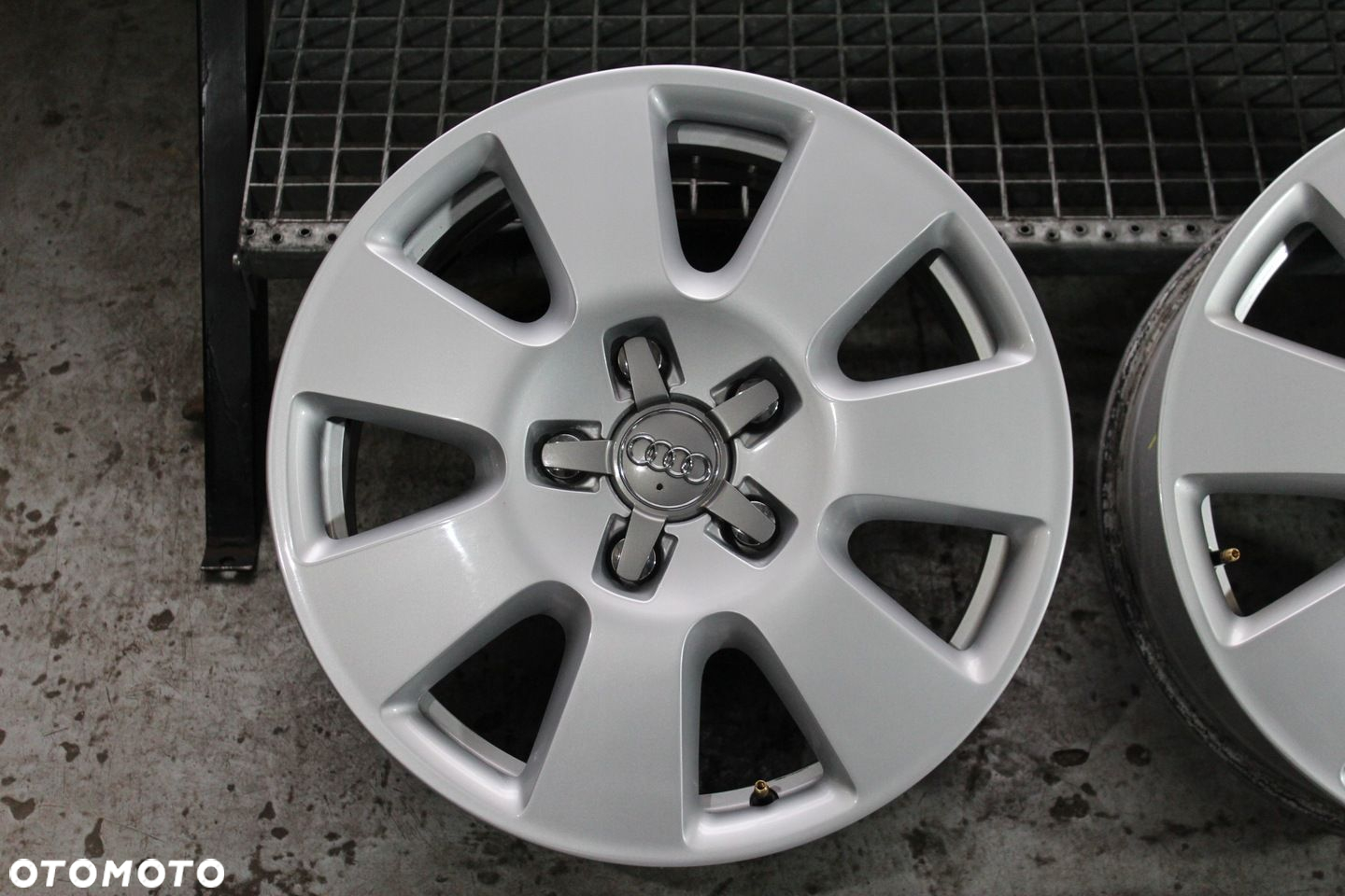 ORYG AUDI Q7 4L0 18cali 5x130 ET53 7,5J - 3
